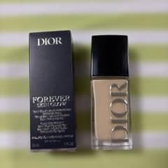 DIOR FOREVER SKIN GLOW 0N リキッドファンデーションのサムネイル