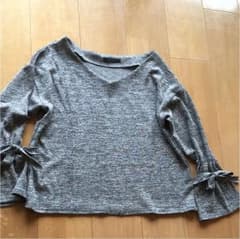 トップス カットソーのサムネイル