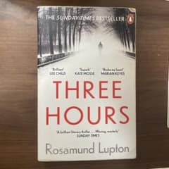 three hours 洋書のサムネイル