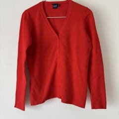 GAP 赤 カーディガン Sサイズのサムネイル