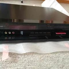 DVDレコーダー 東芝 VERDIA RD-S303のサムネイル