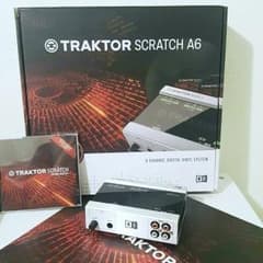 ほぼ新品○Traktor Scratch A6○最新ソフトPro2付属○送料込みのサムネイル