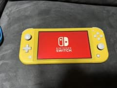 Nintendo Switch NINTENDO SWITCH LITE イエ…のサムネイル