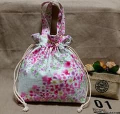 ハンドメイド♡巾着バック♡可愛い和柄♡浴衣にも♪のサムネイル
