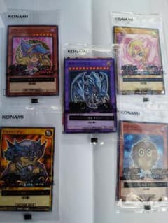 j*i様 遊戯王カード セブンイレブン限定 フルコンプ ハイチュウコラボ【新品未のサムネイル