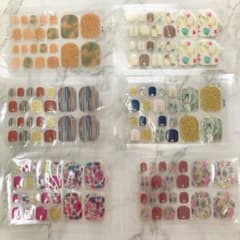 ジェルネイルシールのサムネイル