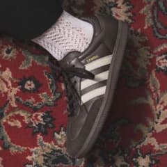 adidas×UR SAMBA OG スニーカーのサムネイル