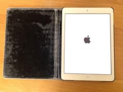 iPad Air WI-FI 128GB SIL…のサムネイル