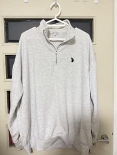 POLOのスウェットのサムネイル