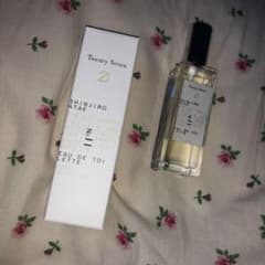 與真司郎 香水 twenty Sevenのサムネイル