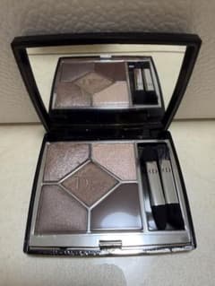 Dior サンククルール　クチュールアイシャドウ パレット669 ソフトカシミアのサムネイル