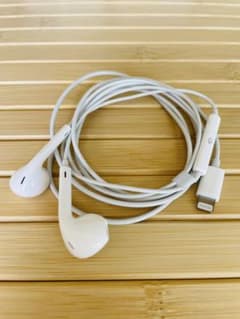 Apple商品　イヤホン　アダプタ　AirPods空箱のサムネイル