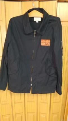 MA-1タイプのジャケットのサムネイル