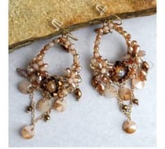 新品未使用品 ビジュー フープピアス ブラウン　秋色ピアス　ジャラジャラのサムネイル