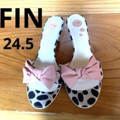 FIN ピンクリボンミュールのサムネイル