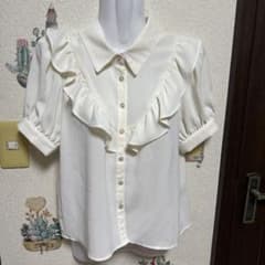 INGNI フリルブラウス 半袖 ホワイトのサムネイル