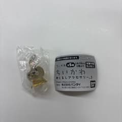 ちいかわ　めじるしアクセサリー3 うさぎ ガチャガチャのサムネイル