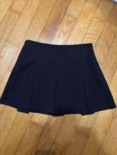 GU 黒 プリーツスカートのサムネイル