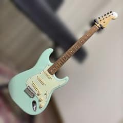 Fender Vintera 60s Stratocasterのサムネイル