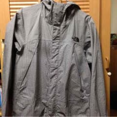 THE NORTH FACE マウンテンパーカーのサムネイル