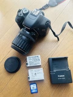 キャノン EOS kiss x4 一眼レフ 本体 レンズセット 入門最適 送料込のサムネイル