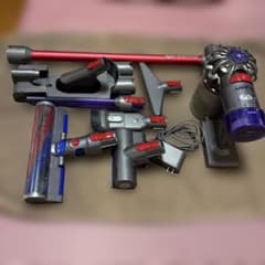 《即日・匿名配送》Dyson v8 Slim Fluffy スティッククリーナー