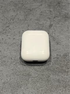 AirPods 第2世代　充電ケースのみのサムネイル