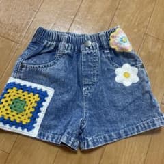 デニム　ショートパンツ 100cm カラフル刺繍のサムネイル