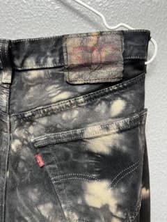 Levi's 501ブリーチ加工 デニムパンツのサムネイル