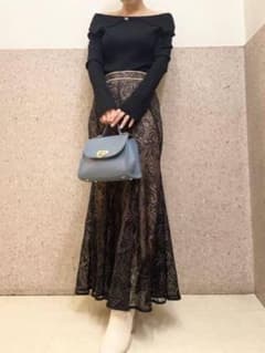 【即日配送】新品未使用⭐︎リリーブラウン リーフ刺繍マーメイドスカート BLKのサムネイル