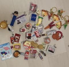 ミニチュア ガチャガチャ 食品系 まとめ売り 30点のサムネイル