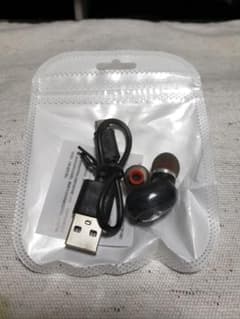 【新品】イヤホン　Bluetooth　ワイヤレスのサムネイル