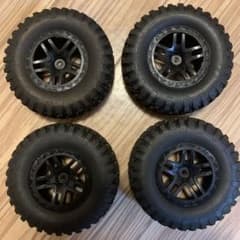 トラクサスSlash タイヤ・ホイールセットのサムネイル