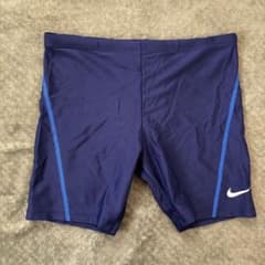 Nike 男の子用水着　160のサムネイル