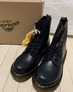 ドクターマーチン Dr.Martens 8ホール　23cmのサムネイル