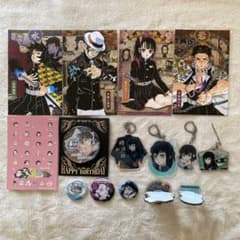 鬼滅の刃 グッズセット 15点　イラストカード、缶バッジ アクリルスタンドなどのサムネイル