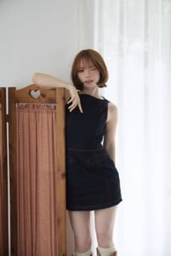 andmary Lara stitch frill mini dressのサムネイル