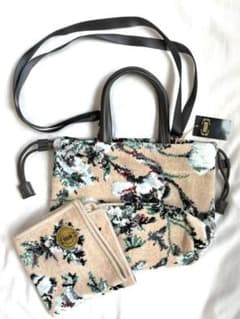 FEILER(フェイラー)バッグとウォッシュタオルのサムネイル