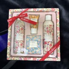Cath Kidston インダルジェントセット ポートランドフラワーズのサムネイル