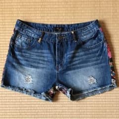 みっきー様専用✴︎デニム  ショーパンのサムネイル
