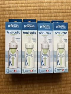 【新品未開封】Dr. Brown's 哺乳瓶4本セットのサムネイル