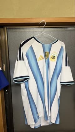 サ*ケ様  アルゼンチン代表 ユニフォーム 2026 6XLサイズ サ*ケ様 Adidas アルゼンチン代表 ユニフォーム 2026 6XLサイズ - メルカリ