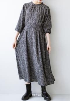 haco! 花柄ロングワンピース フレアワンピース 長袖 ウエスト切替のサムネイル