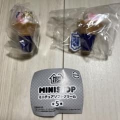 ミニストップ　いちごミックス2個のサムネイル