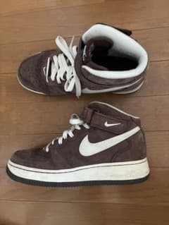 Nike Air Force 1 Mid (ナイキ エア フォース 1 ミッド)のサムネイル