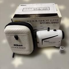 Nikon COOLSHOT LITE STABILIZED ゴルフ用距離計のサムネイル