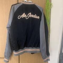 エアジョーダンスタジャンのサムネイル