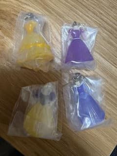 ディズニープリンセス ドレスチャーム 4種セットのサムネイル