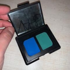 NARS デュオアイシャドーのサムネイル