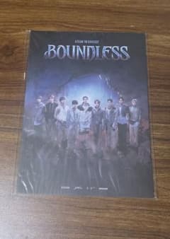 &TEAM VR CONCERT BOUNDLESSのビハインドブックのサムネイル